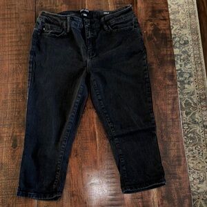 Judy Blue Black Capris